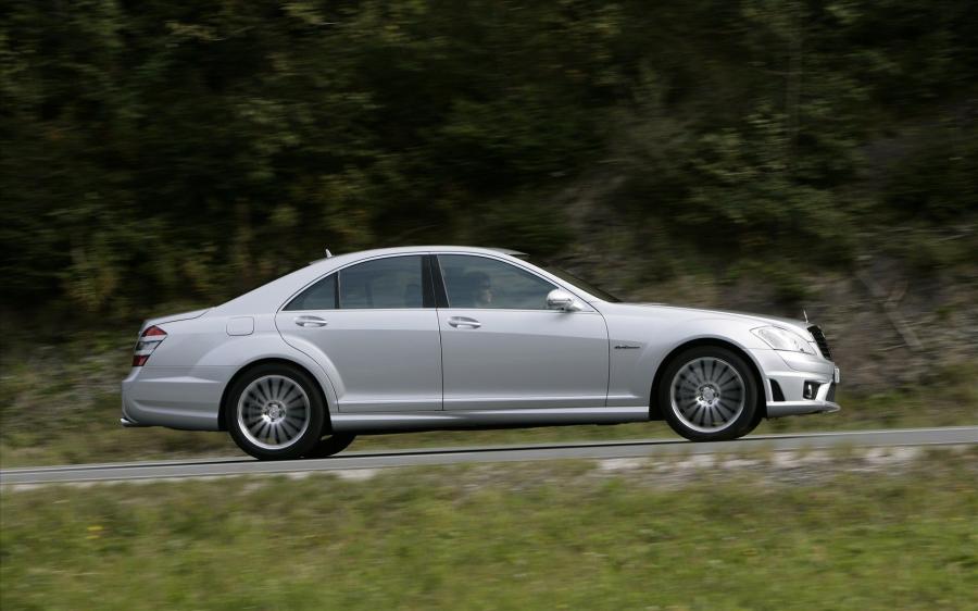  Mercedes-Benz S63 AMG 2009 года  (фото 28 из 42)